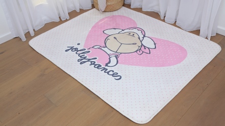 שטיח מלבני ממותג