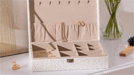 קופסת תכשיטים מרופדת