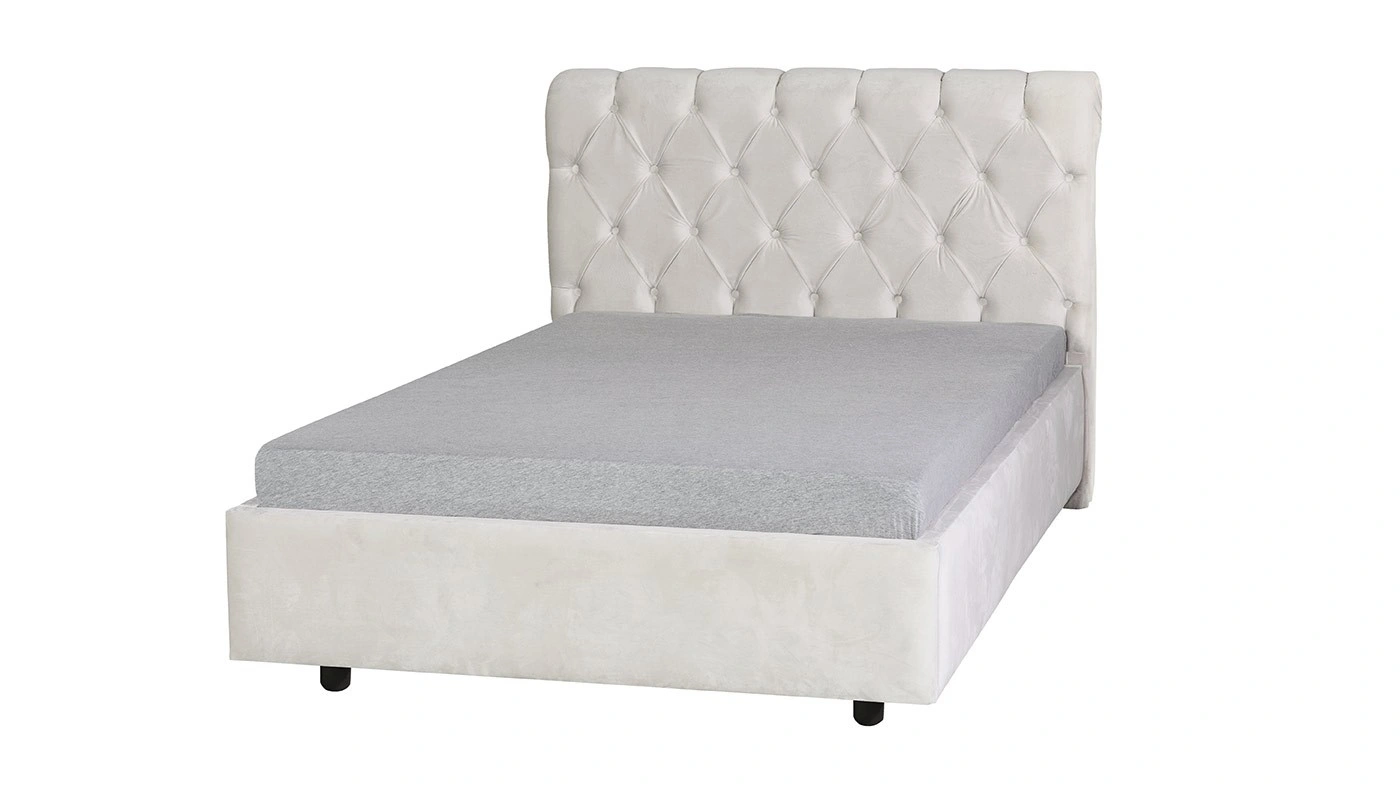 מיטה מרופדת וחצי אמה | שמנת