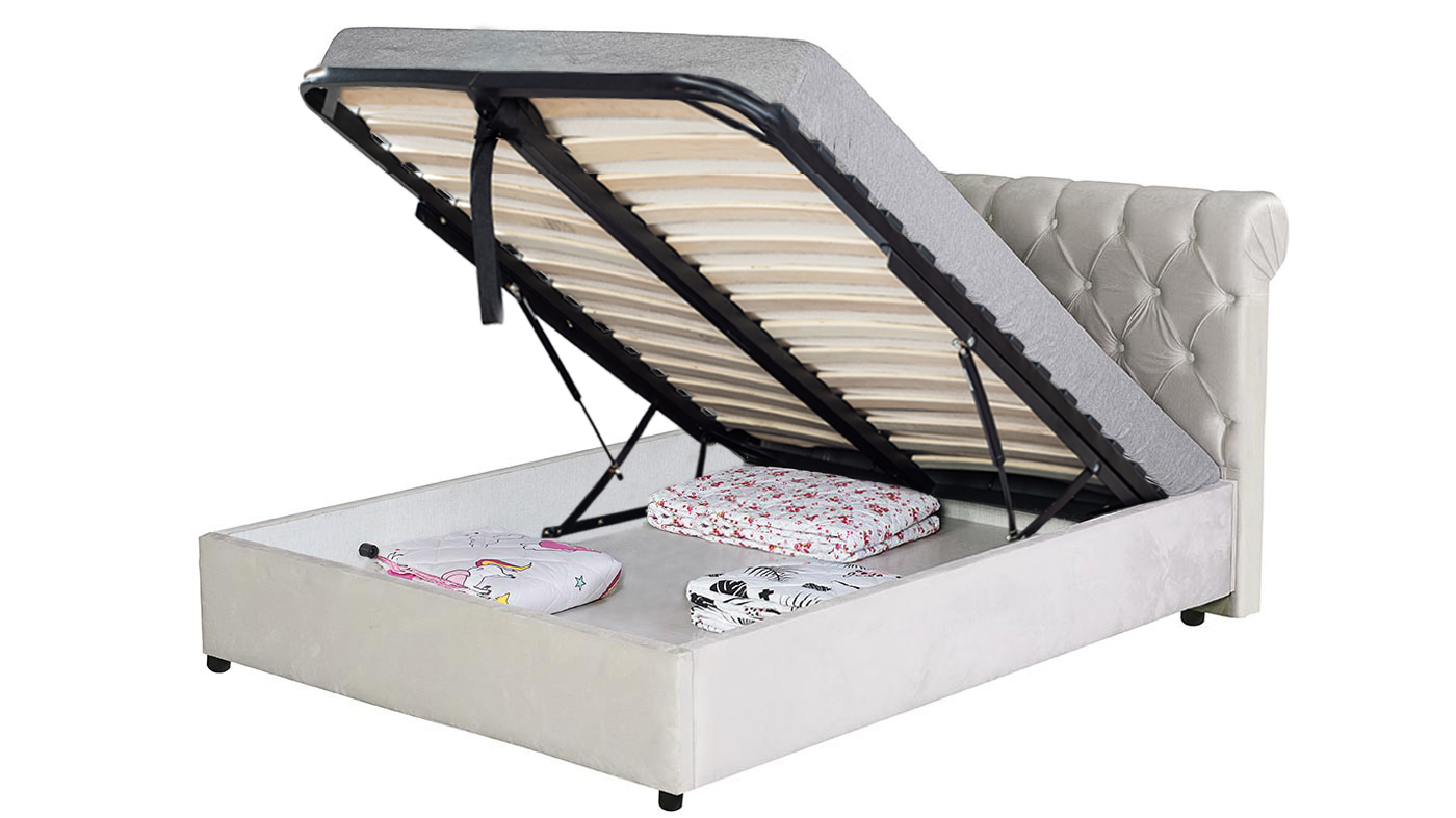 מיטה מרופדת וחצי אמה צבע שמנת | כולל ארגז מצעים