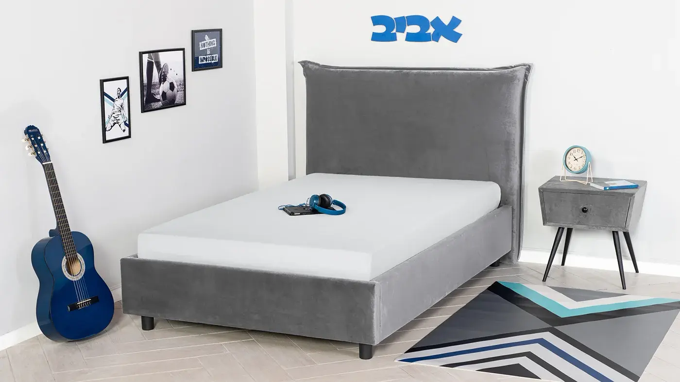 מיטה מרופדת וחצי אביב צבע אפור | כולל ארגז מצעים
