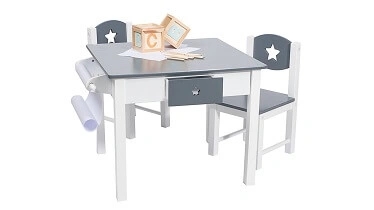 שולחנות ציור וכסאות