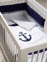 סט מצעים ומגן ראש למיטת תינוק | עוגנים כחול