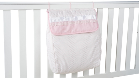 שק חיתולים למיטת תינוק | לבבות ורוד