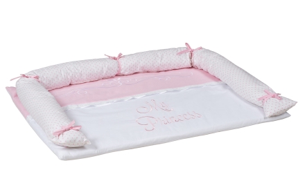 משטח החתלה | לבבות ורוד