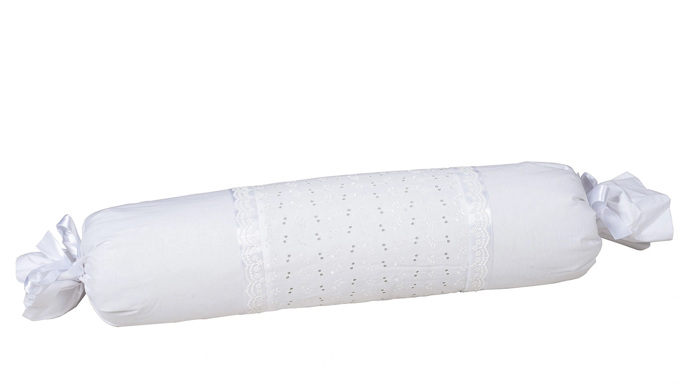 כרית נוי סוכריה תחרה לבנה