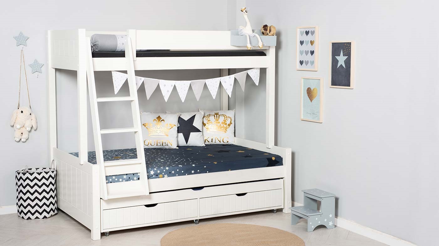 מיטת קומותיים וחצי שחר