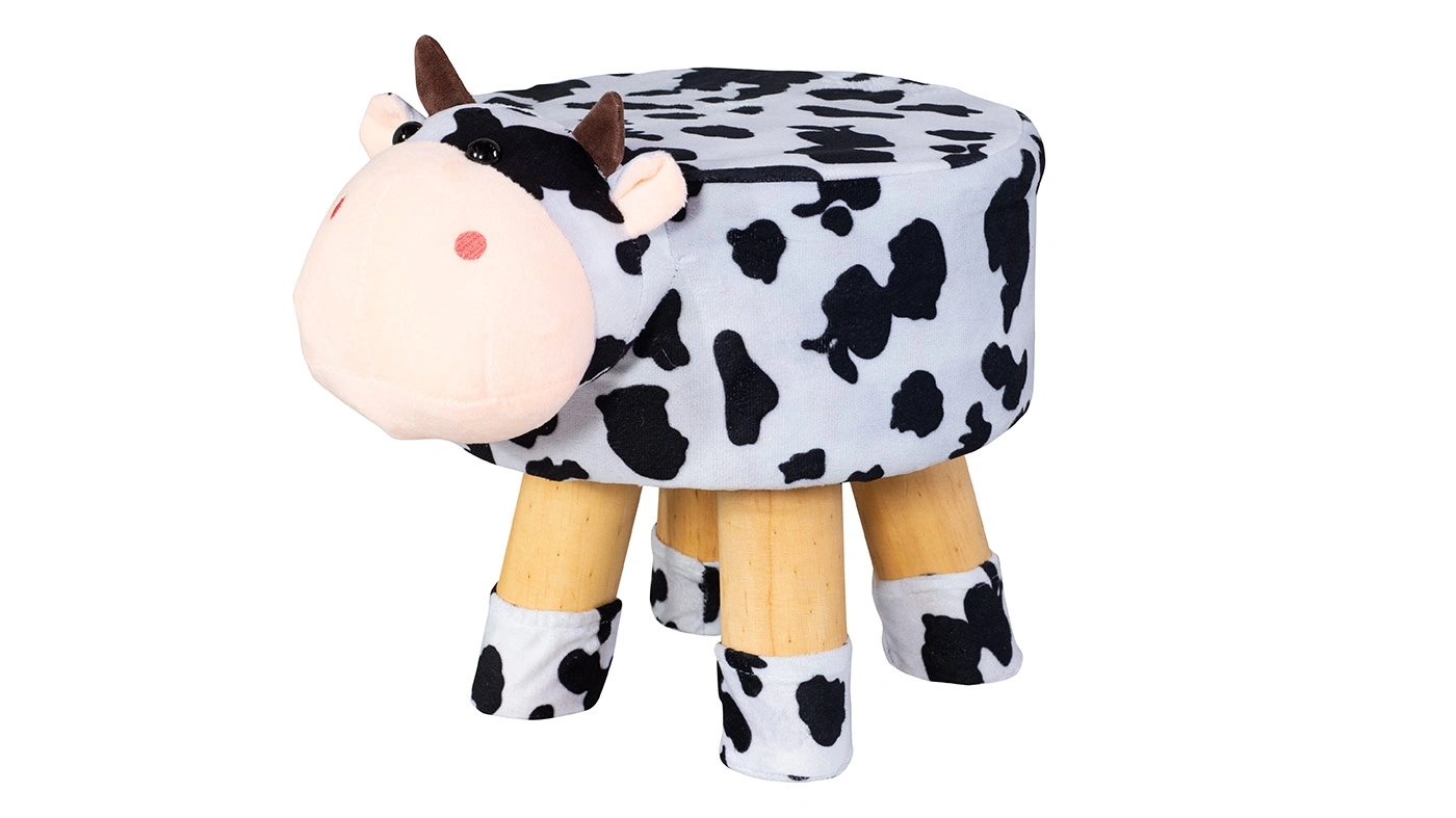 הדום | פרה צבע שחור ולבן