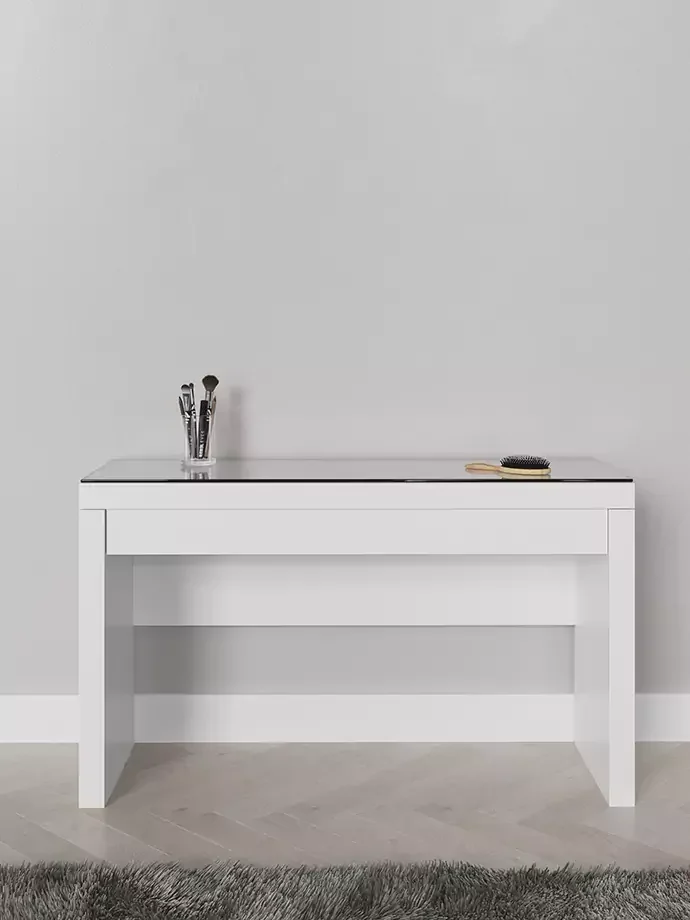 שולחן איפור אמילי