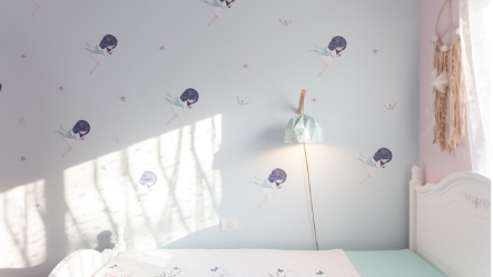 מדבקה ממותגת אנה ואלזה