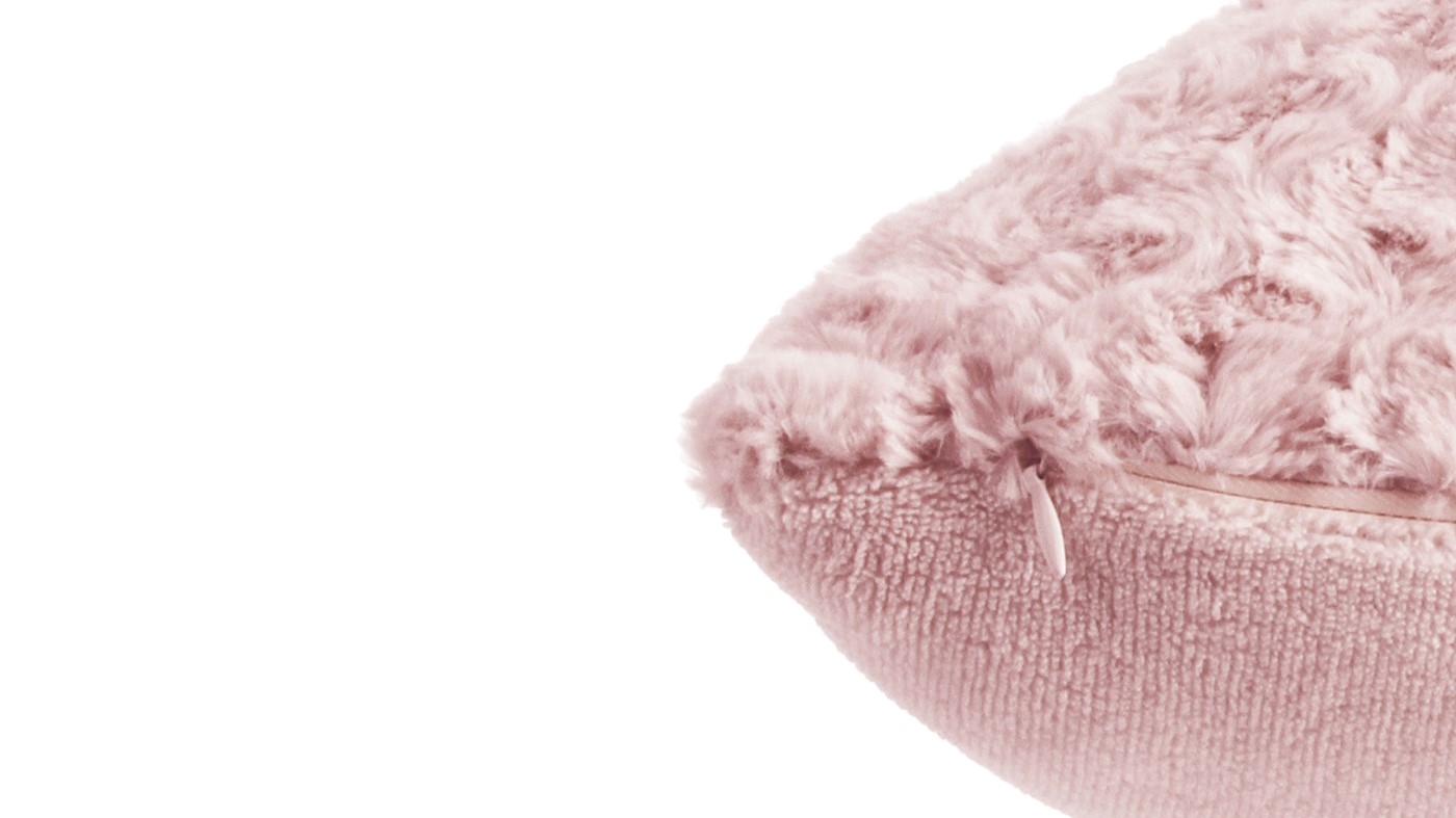 כרית נוי פרווה קצרה |  ורוד