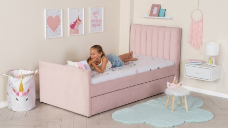 מיטת ילדים מרופדת נועם